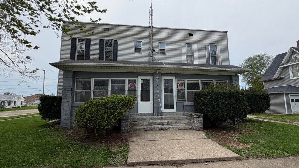 200 N Jefferson St, Abingdon, IL à vendre - Photo principale - Image 1 de 5