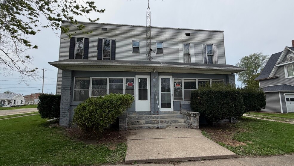 200 N Jefferson St, Abingdon, IL for sale - Primary Photo - Image 1 of 5