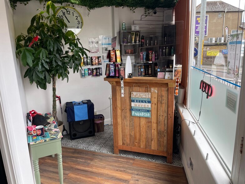 380 Tonbridge Rd, Maidstone à louer - Photo du bâtiment - Image 2 de 6