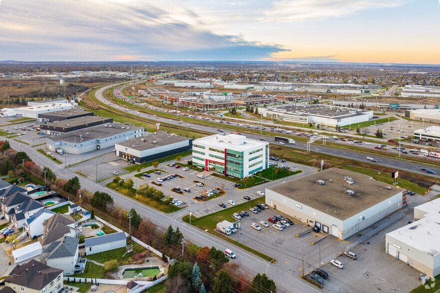 2955 Rue Jules-Brillant, Laval, QC à vendre - Aérien - Image 3 de 17
