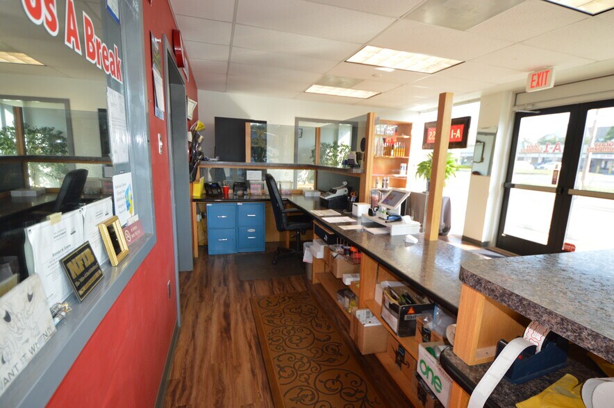 7278 Centreville Rd, Manassas, VA à vendre - Photo intérieure - Image 2 de 13