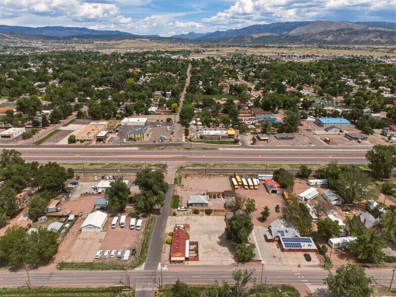 2301 E Main St, Canon City, CO à vendre - Photo du bâtiment - Image 2 de 64