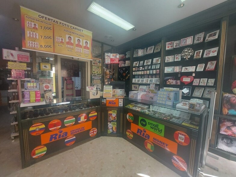 Retail in El Ejido, Almería for lease - Building Photo - Image 2 of 19