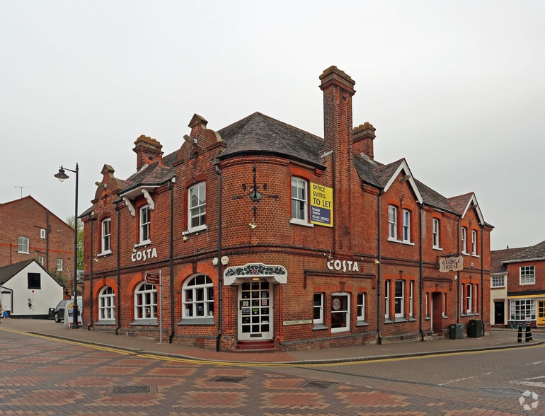 64 High St, Tring for lease - Primary Photo - Image 1 of 4