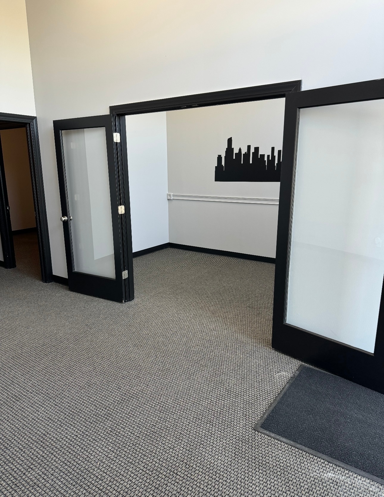 4901-5005 E 81st Ave, Merrillville, IN for lease Interior Photo- Image 1 of 4