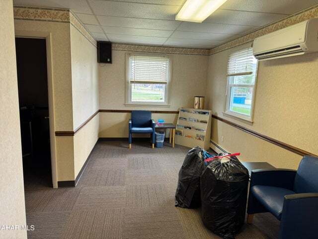 129 Laurel Dr, Hastings, PA for sale - Interior Photo - Image 2 of 9