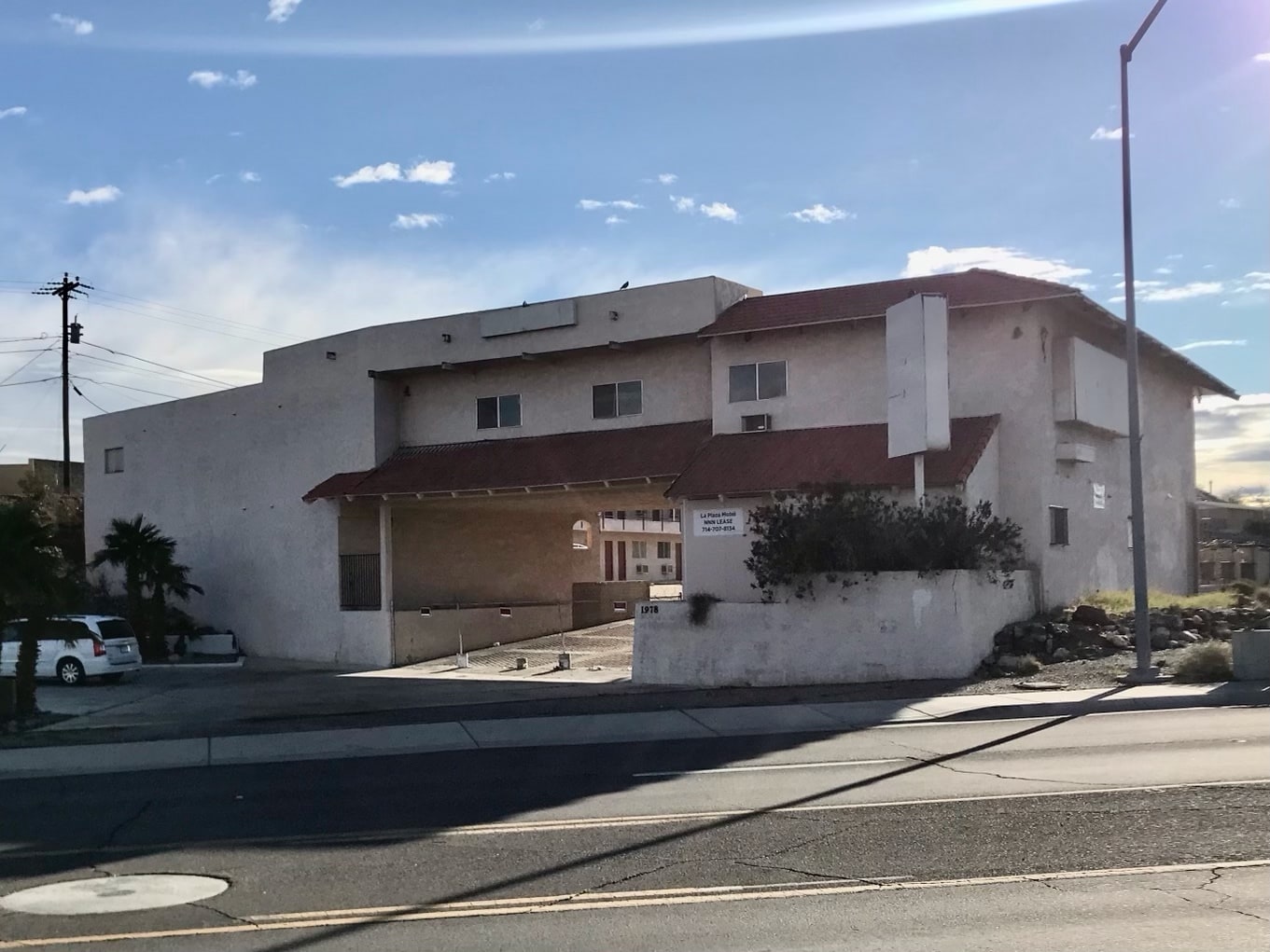 1978 Highway 95, Bullhead City, AZ for lease Primary Photo- Image 1 of 12