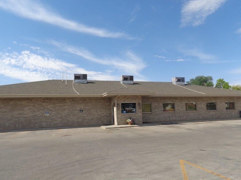 298 N Main St, Richfield, UT à vendre - Photo du bâtiment - Image 2 de 44