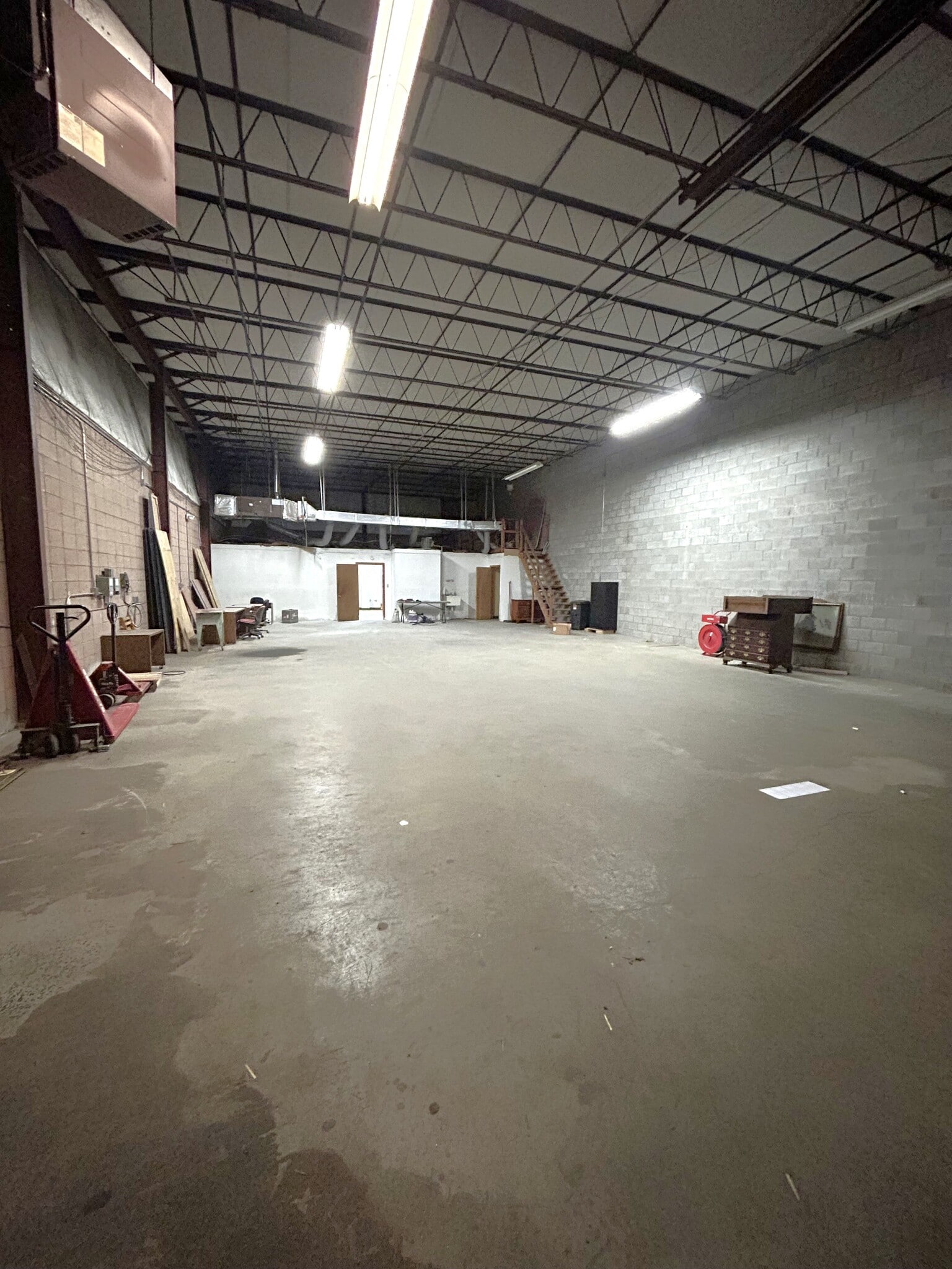 65 N Plains Industrial Rd, Wallingford, CT for lease Building Photo- Image 1 of 5