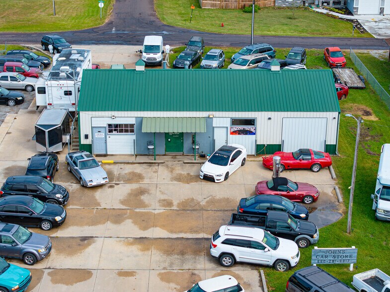 306 W Front St, La Monte, MO à vendre - Photo du bâtiment - Image 3 de 24