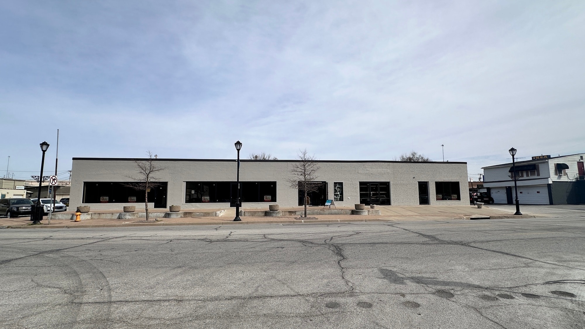 5805-5809 Merriam Dr, Merriam, KS for lease Building Photo- Image 1 of 9