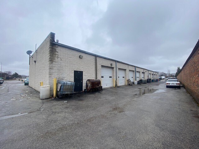 5225 W 111th St, Alsip, IL à vendre - Photo du bâtiment - Image 2 de 5