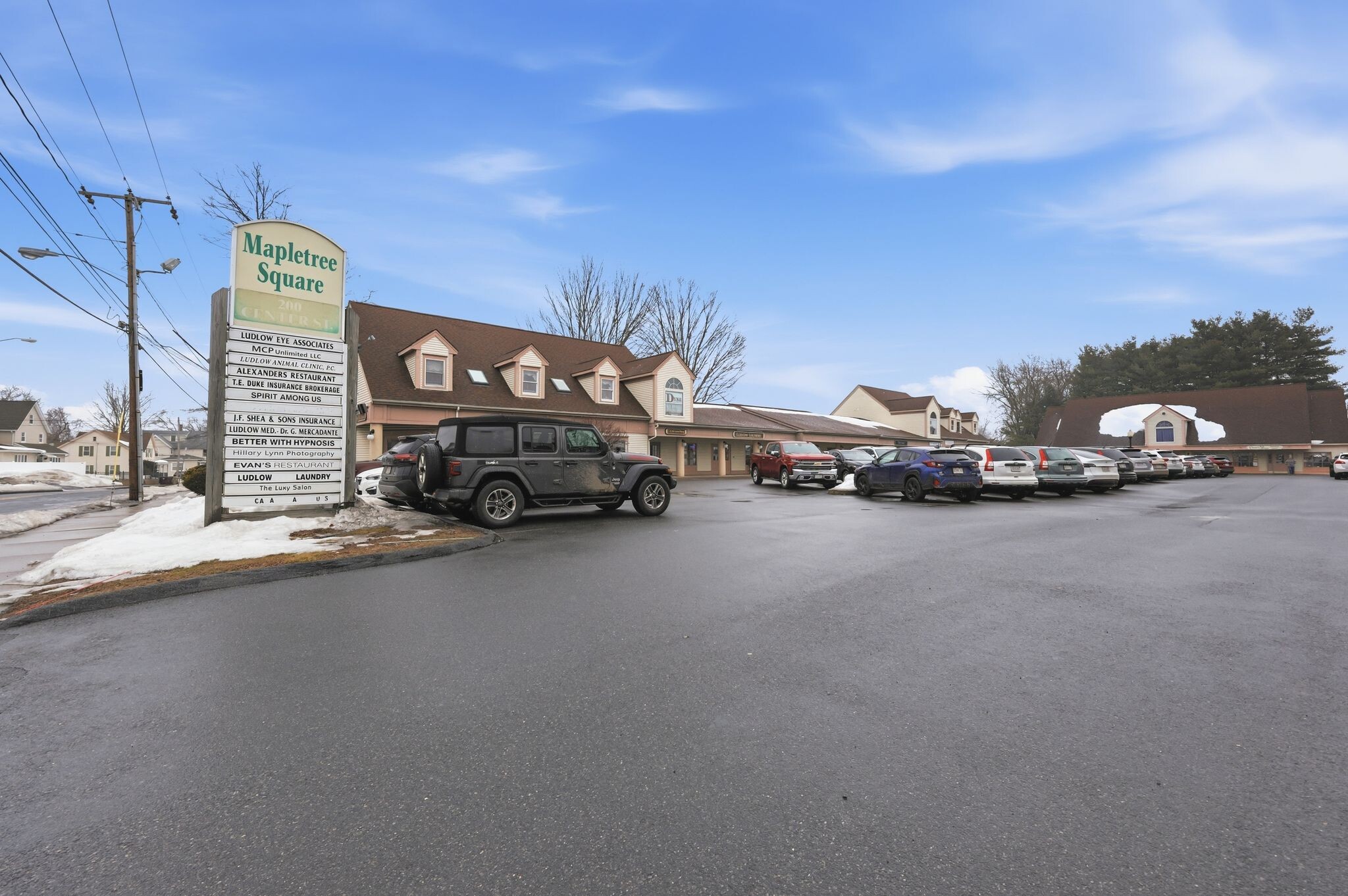 200 Center St, Ludlow, MA for sale Primary Photo- Image 1 of 33