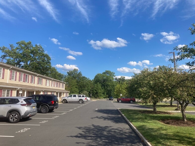 260 US Highway 202/31, Flemington, NJ à vendre - Photo du bâtiment - Image 1 de 9