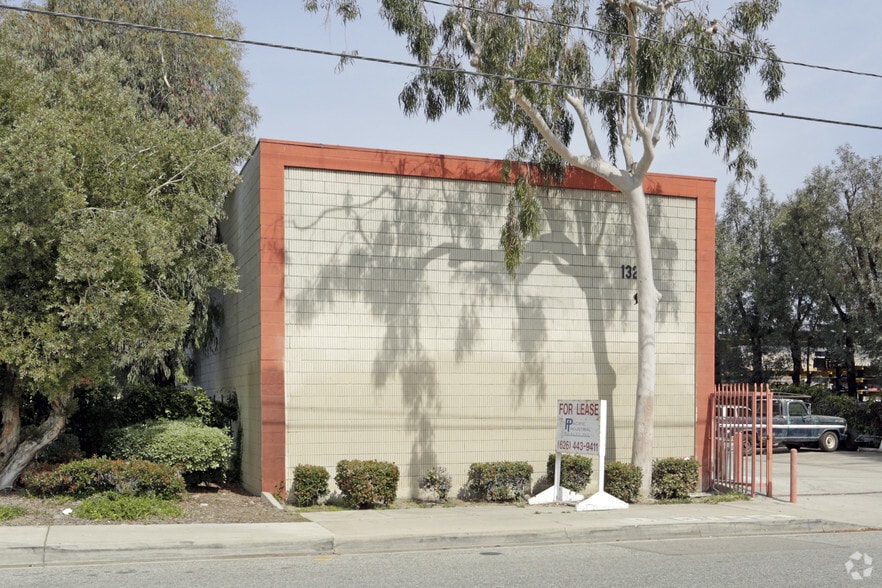 1325 Vineland Ave, Baldwin Park, CA for lease - Building Photo - Image 3 of 7