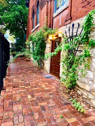 Plus de détails pour 700-706 W Pennway St, Kansas City, MO - Commerce de détail à louer