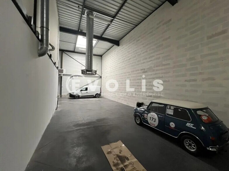 Bureau dans Saint-Fons à louer - Photo intérieure - Image 3 de 7