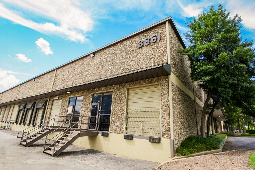3861 Knight Rd, Memphis, TN for lease - Primary Photo - Image 1 of 5