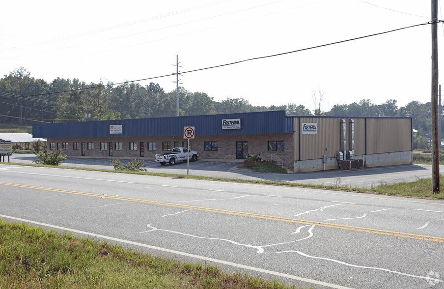 9 McAdams Dr, Tallapoosa, GA à louer - Photo du bâtiment - Image 3 de 7
