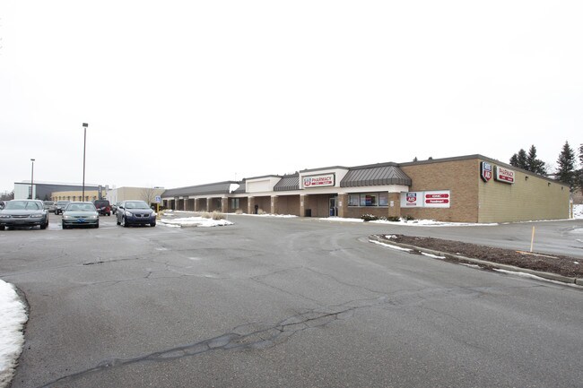 Plus de détails pour 515 E Division Rd, Rockford, MI - Bureau, Commerce de détail à louer