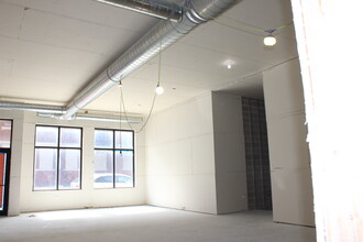 70-72 E Pershing Rd, Chicago, IL for lease Interior Photo- Image 1 of 9