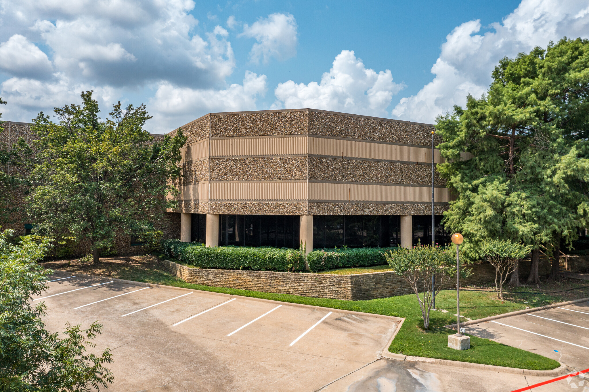 4400 Diplomacy Rd, Fort Worth, TX for sale Primary Photo- Image 1 of 1