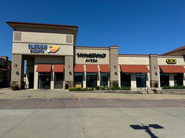5005 S Western Ave, Sioux Falls, SD for lease - Building Photo - Image 2 of 7