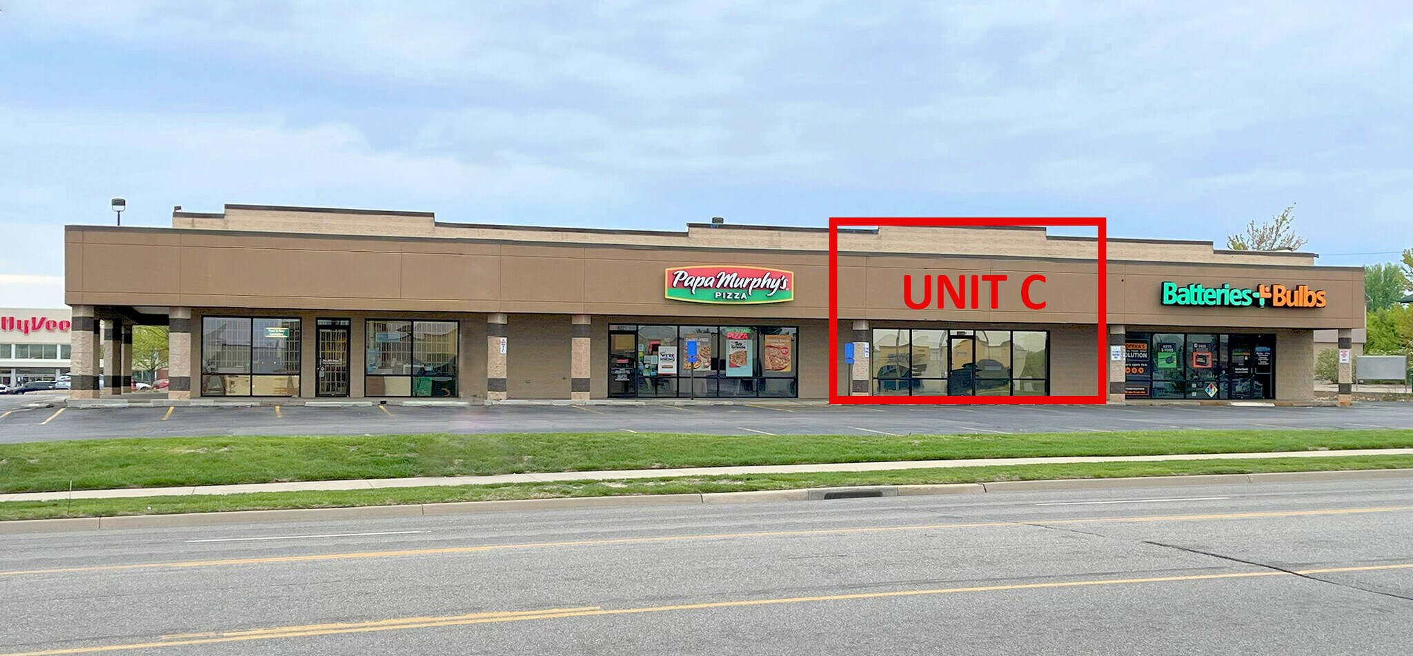 6021 SW 29th St, Topeka, KS for lease Primary Photo- Image 1 of 6