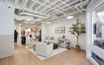 990 Highland Dr, Solana Beach, CA for lease Interior Photo- Image 2 of 12