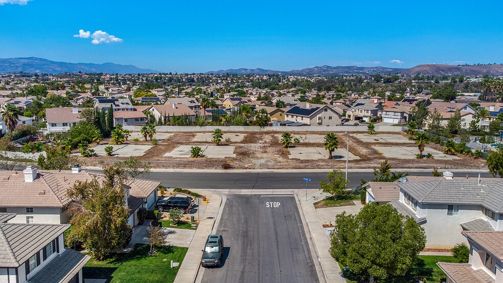 39565 Torrey Pines, Murrieta, CA for sale - Building Photo - Image 2 of 21