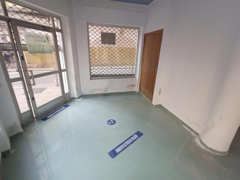 Retail in Cáceres, Cáceres for sale - Building Photo - Image 2 of 11