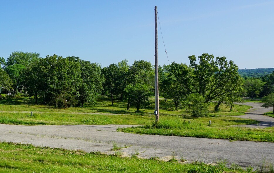 1349 Hwy 72, Rolla, MO à vendre - Photo du bâtiment - Image 2 de 5