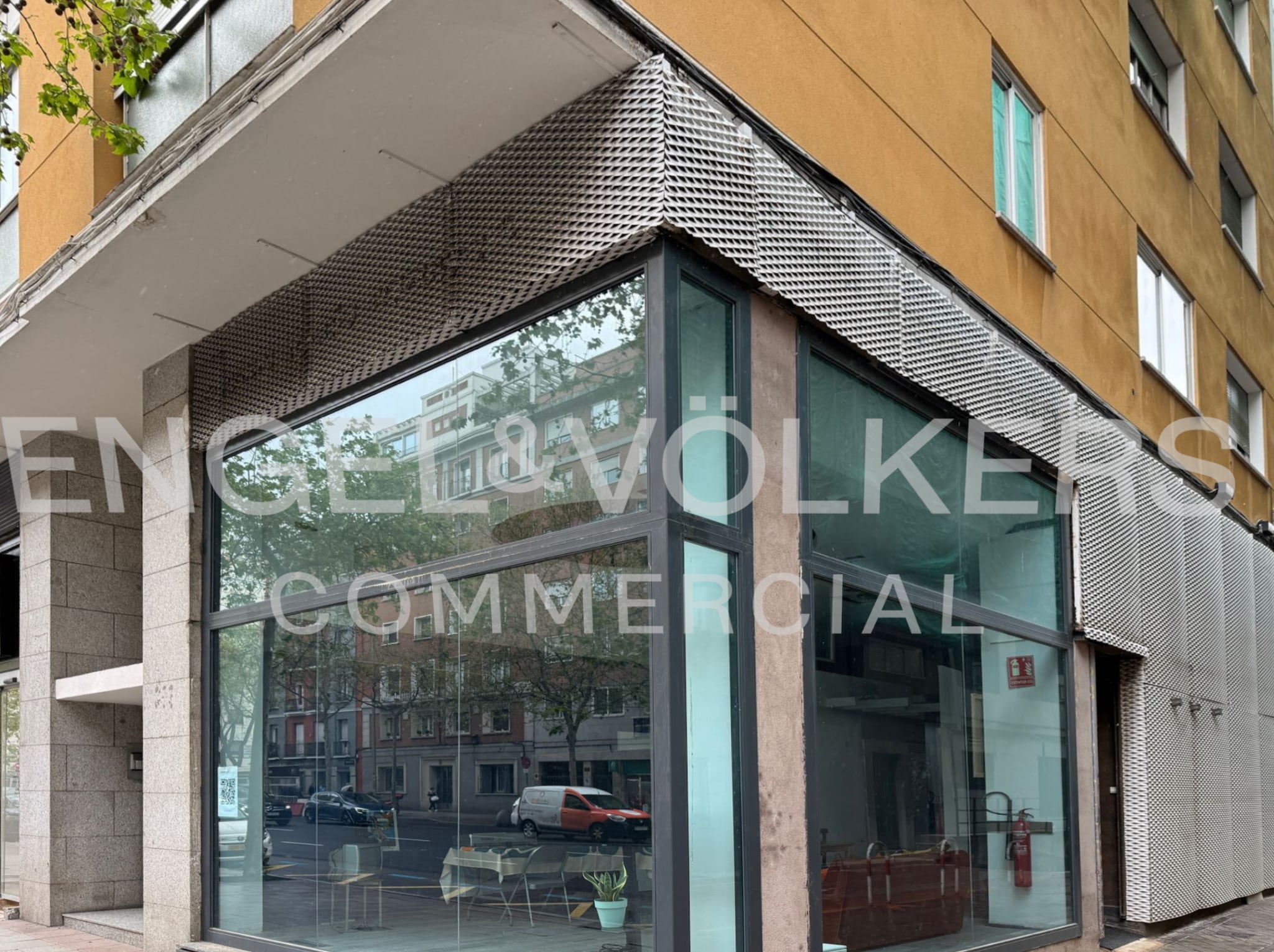 Commerce de détail dans Madrid, Madrid à louer Plan d’étage- Image 1 de 11