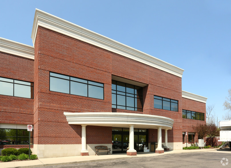 2050 N Haggerty Rd, Canton, MI for sale - Building Photo - Image 3 of 9