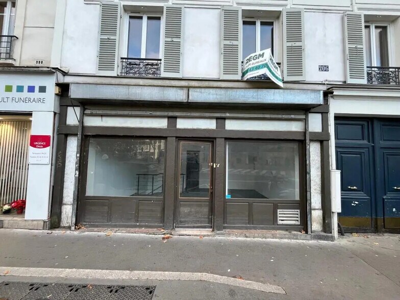 206 Rue De Charenton, Paris à louer - Photo du bâtiment - Image 3 de 13