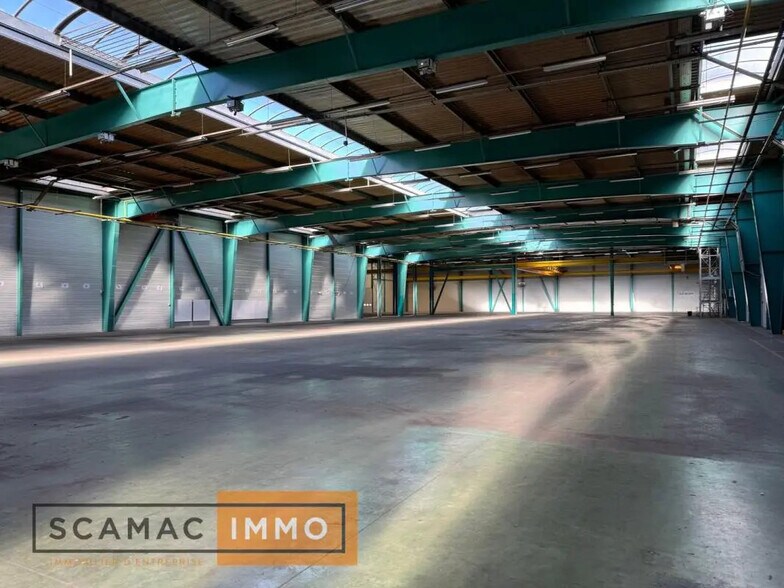 Industrial in Moissy-Cramayel for lease - Interior Photo - Image 3 of 10