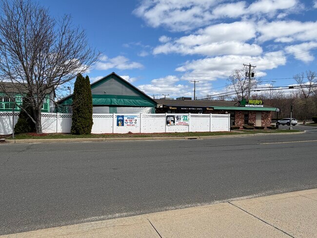 More details for 103 Tolland Tpke, Manchester, CT - Retail for Sale