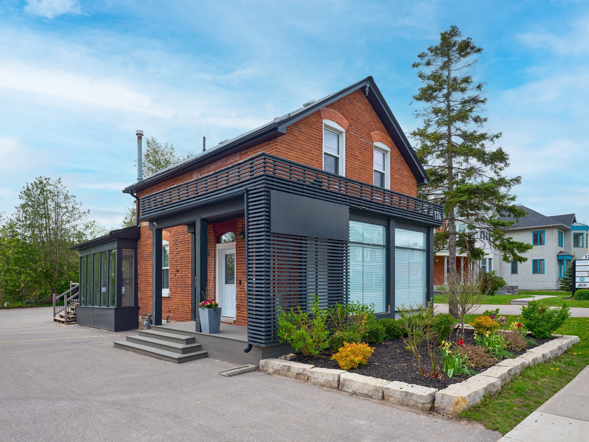 174 Bayfield St, Barrie, ON for sale Building Photo- Image 1 of 1