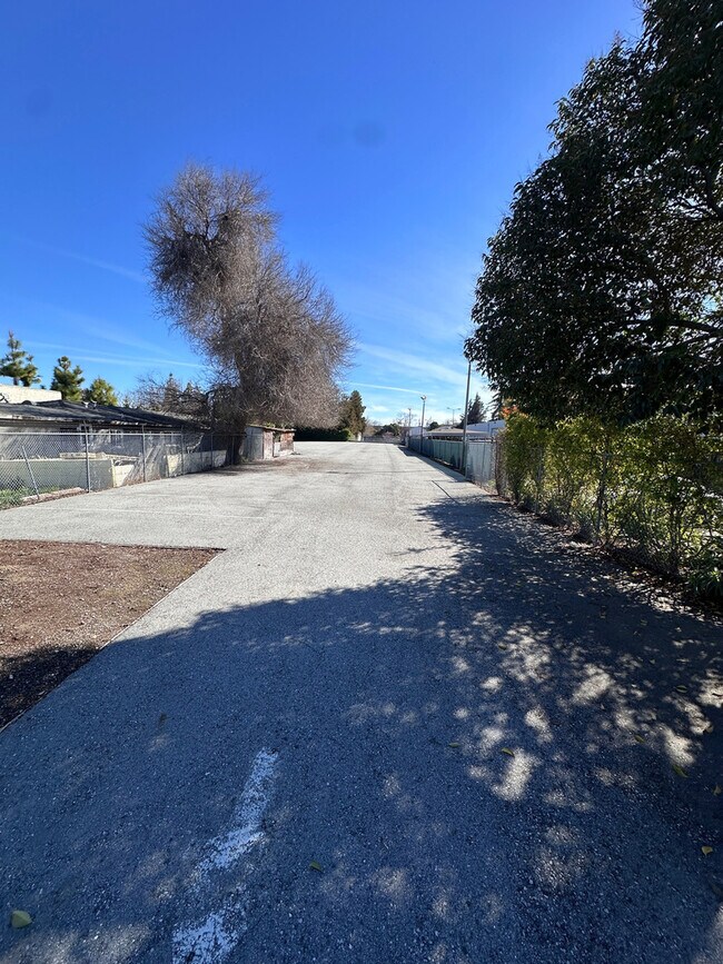 More details for 970 Linda Vista Ave, Mountain View, CA - Land for Lease