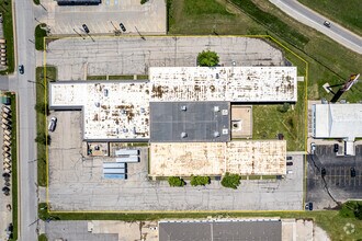 2700 W 18th Ave, Emporia, KS - Aerial map view