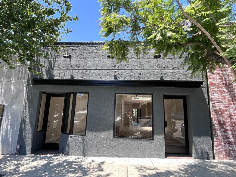 10039-10041 Commerce Ave, Tujunga, CA à vendre - Photo du bâtiment - Image 2 de 34
