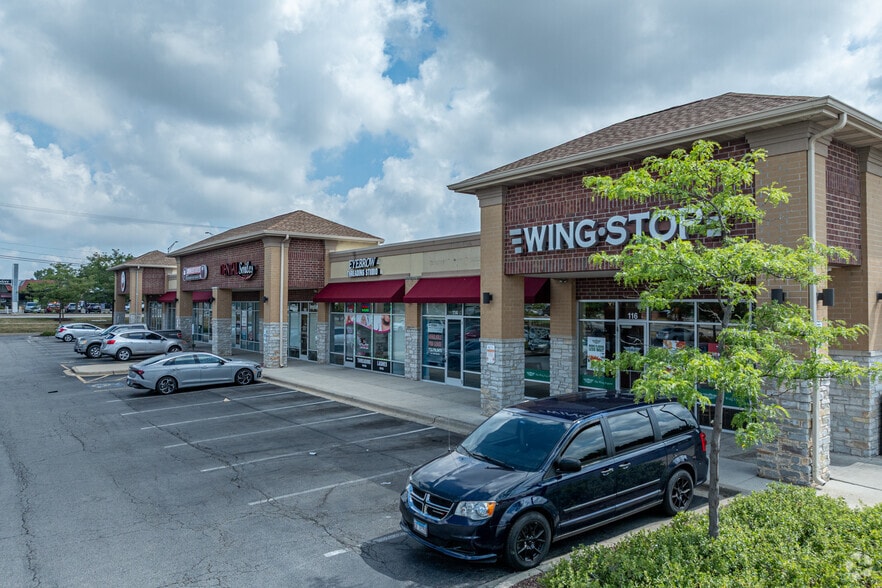 2410 W Jefferson St, Joliet, IL for lease - Primary Photo - Image 1 of 5