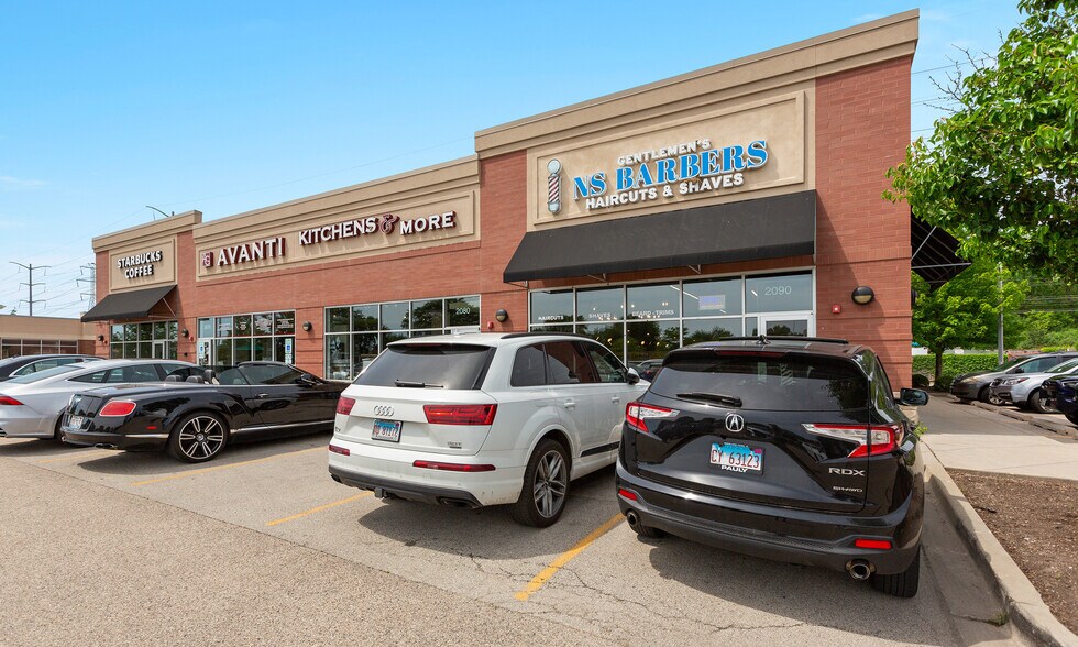 2060-2090 Skokie Valley Rd, Highland Park, IL à louer - Photo du bâtiment - Image 2 de 5