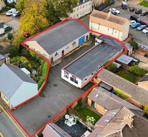 10 Orchard ln, Huntingdon for sale - Primary Photo - Image 1 of 4