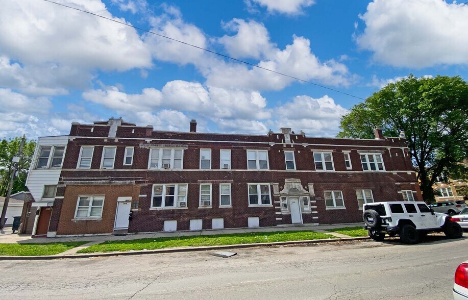4035 S Richmond St, Chicago, IL à vendre - Photo du bâtiment - Image 1 de 9