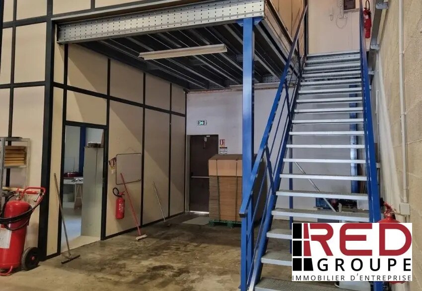 Industrial in La Ciotat for lease - Building Photo - Image 3 of 5