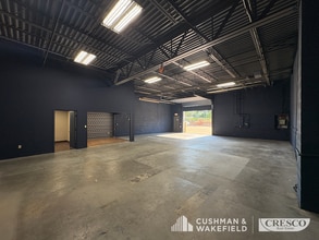 601 Towpath Rd, Broadview Heights, OH for lease Interior Photo- Image 1 of 4