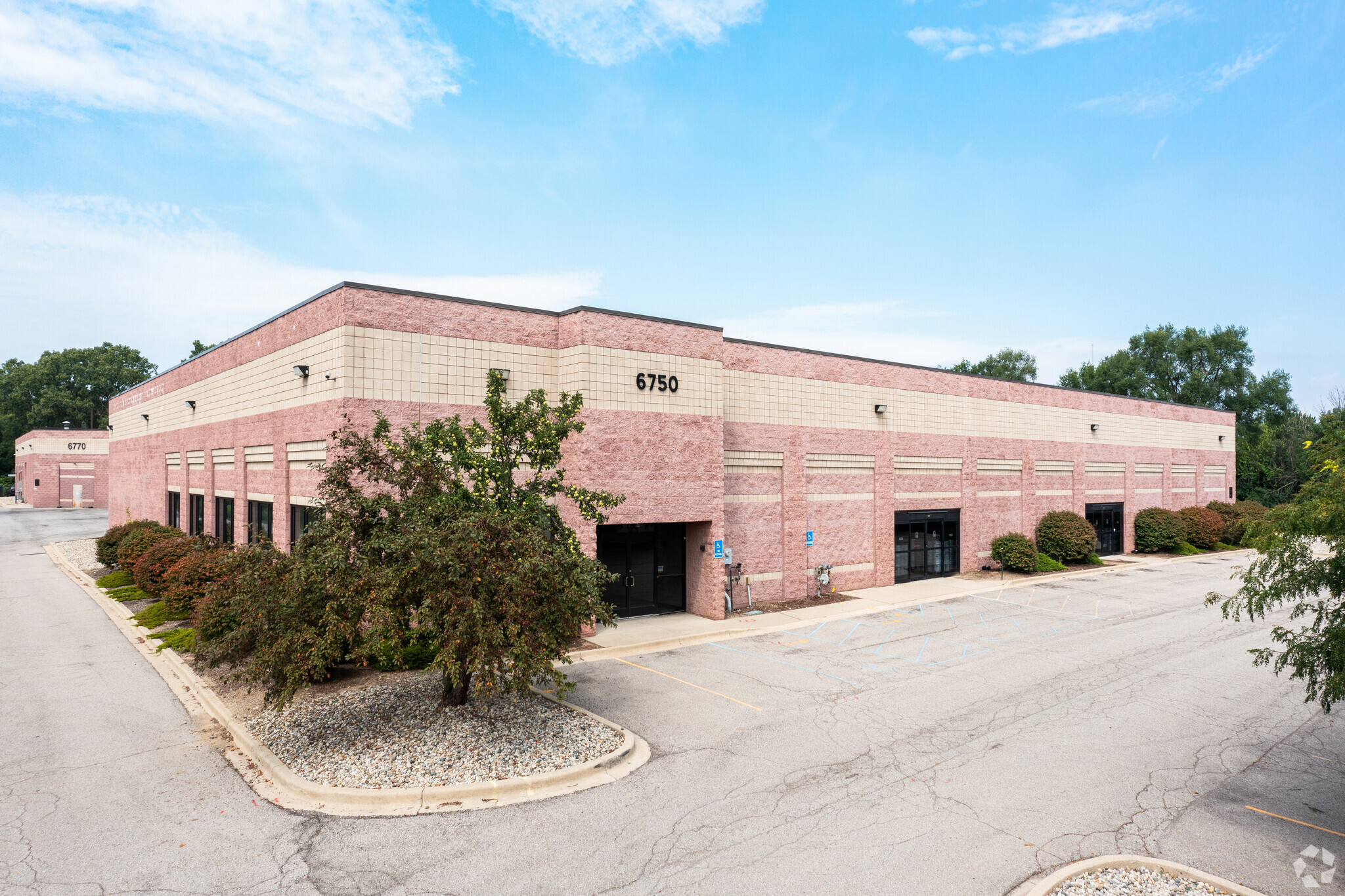 6750 Monroe Blvd, Taylor, MI for sale Building Photo- Image 1 of 1