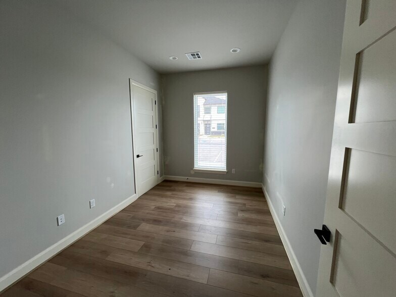 7623 E 126th St S, Bixby, OK à vendre - Photo du bâtiment - Image 3 de 9