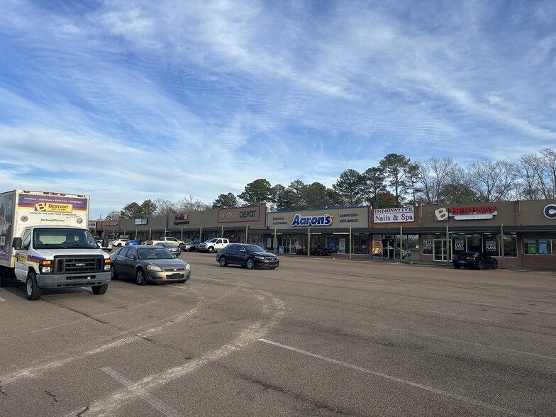 3117-3167 Us-80 E, Jackson, MS à louer - Photo principale - Image 1 de 10